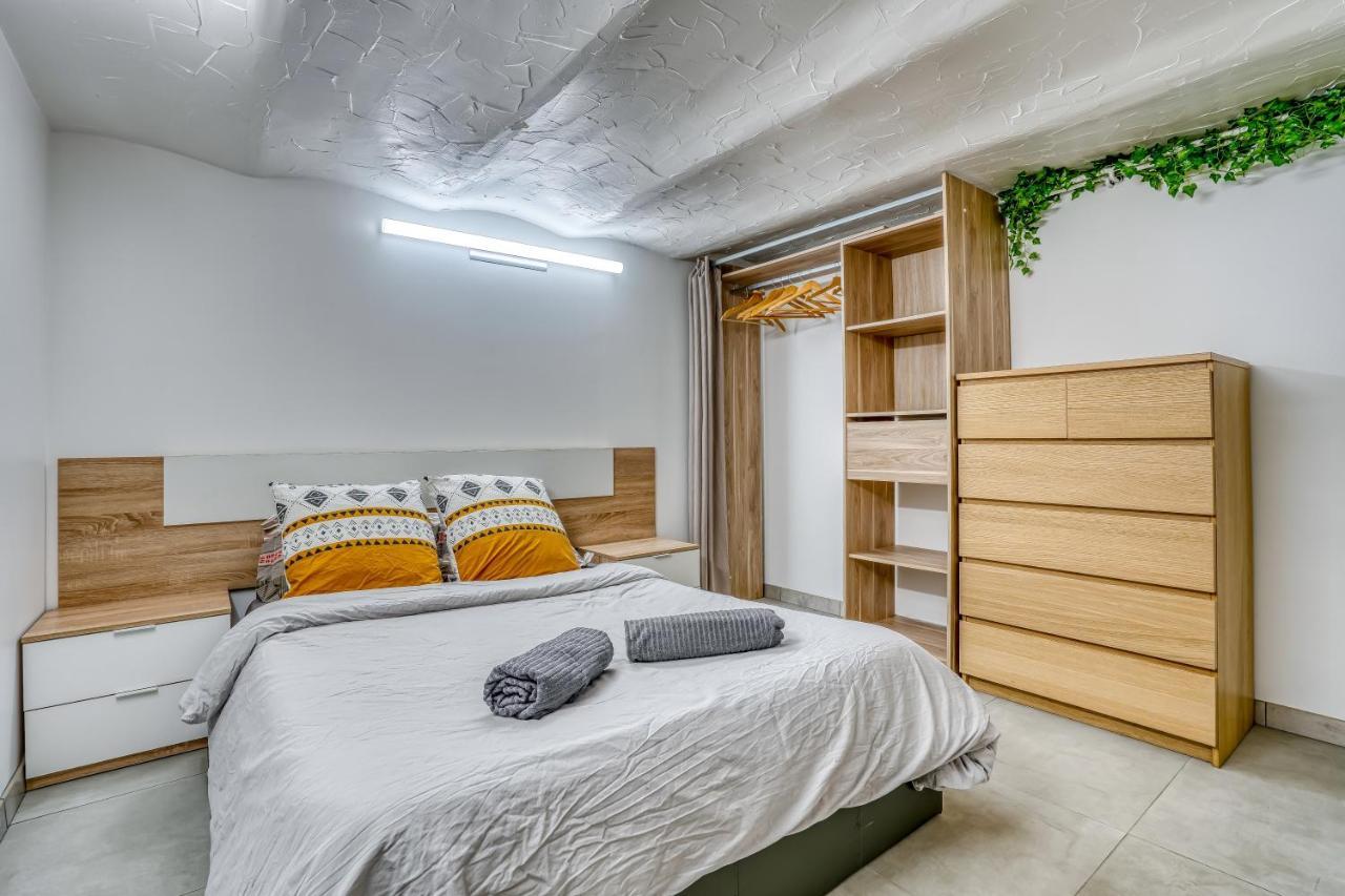 Ferienwohnung Sous-Sol Amenage 32M2 - Proche Paris Aubervilliers Exterior foto